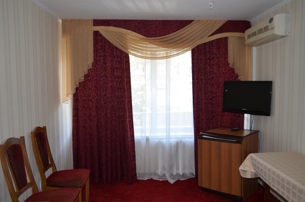 Hotel Cooperator Kiev Luaran gambar